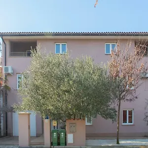 Nikoleta , Fažana Kroatien